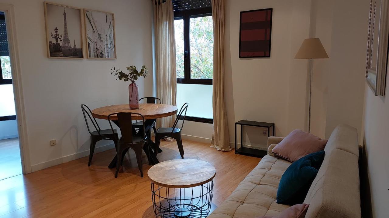 Apartament Glorieta Puerta De Toledo Apartment Мадрид Екстериор снимка